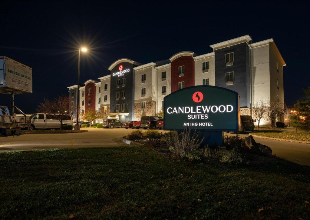 Candlewood Suites Saint Joseph By Ihg Zewnętrze zdjęcie
