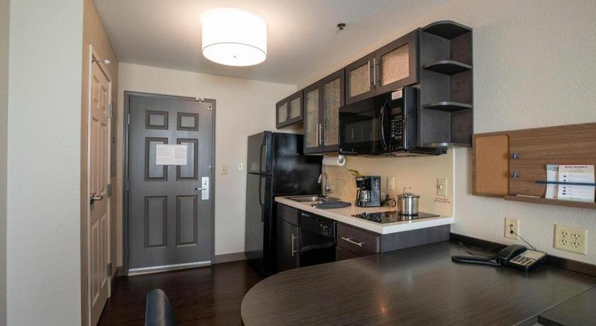 Candlewood Suites Saint Joseph By Ihg Zewnętrze zdjęcie