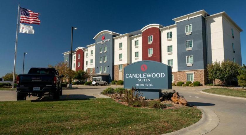 Candlewood Suites Saint Joseph By Ihg Zewnętrze zdjęcie